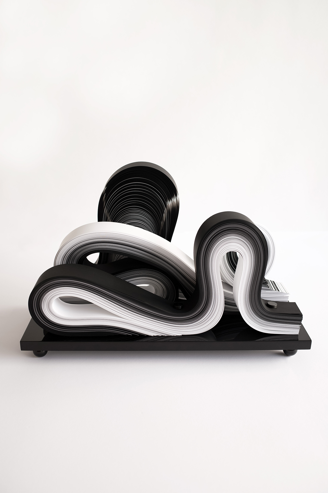 Carita studio design Maud Vantours Sculptures Paper art Paris