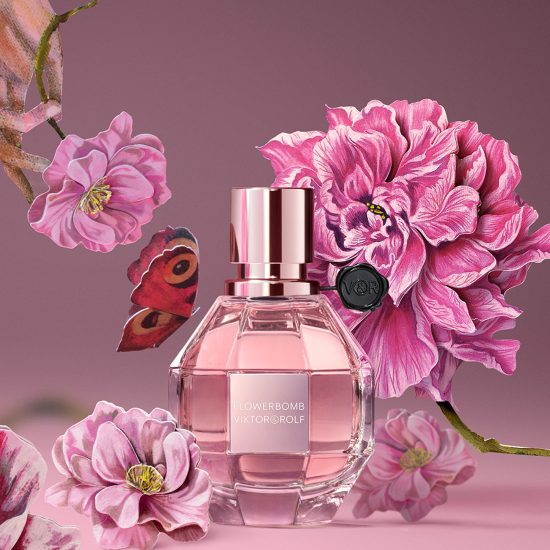 Viktor & Rolf Mother's day 2025 studio design Maud Vantours set designer paper flowers paper art Paris