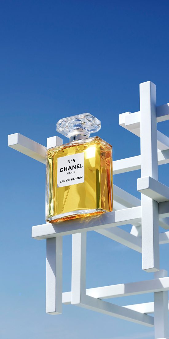 Chanel studio design Maud Vantours art direction conception DA set design Paris